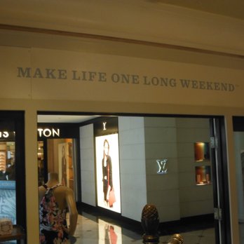 Tommy Bahama - Tommy Bahama - Make Life One Long Weekend - Men's Clothing Near Me - Charleston, South Carolina Tommy Bahama - Tommy Bahama - Make Life One Long Weekend - Men's Clothing Near Me - Charleston, South Carolina