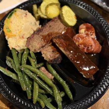 Hurtado Barbecue - Sliced Brisket, Pork Ribs, Pablano Pepperjack Sausage with Green Beans and Loaded Mashed Potatoes - Barbeque Near Me - Fort Worth, Texas Hurtado Barbecue - Sliced Brisket, Pork Ribs, Pablano Pepperjack Sausage with Green Beans and Loaded Mashed Potatoes - Barbeque Near Me - Fort Worth, Texas
