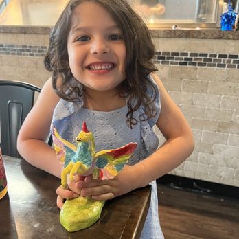Amici Pizzeria - Lina! - Pizza Near Me - Atlantic Highlands, New Jersey