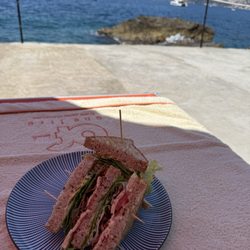 One Fire Beach - Club sandwich