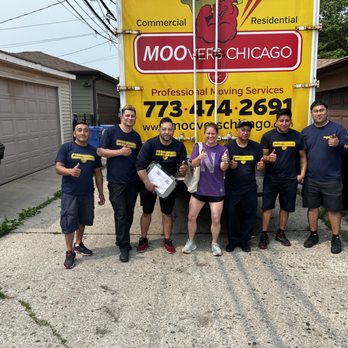 Moovers Chicago - The #1 moving team in Chicago - Enrique, Aldo, Edwin, Juan, Arturo, Alex!! And my daughter in law. - Movers Near Me - Chicago, Illinois Moovers Chicago - The #1 moving team in Chicago - Enrique, Aldo, Edwin, Juan, Arturo, Alex!! And my daughter in law. - Movers Near Me - Chicago, Illinois