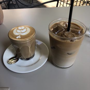 Federal Café - Iced coffee and Dirty Mumbai Latte - Breakfast & Brunch Near Me - Madrid, M Federal Café - Iced coffee and Dirty Mumbai Latte - Breakfast & Brunch Near Me - Madrid, M