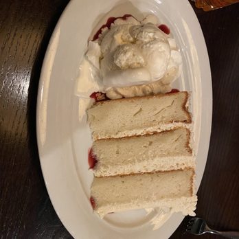 Twisted Tree - Wedding Cake w Vanilla Ice Cream - Seafood Near Me - Saint Louis, Missouri Twisted Tree - Wedding Cake w Vanilla Ice Cream - Seafood Near Me - Saint Louis, Missouri