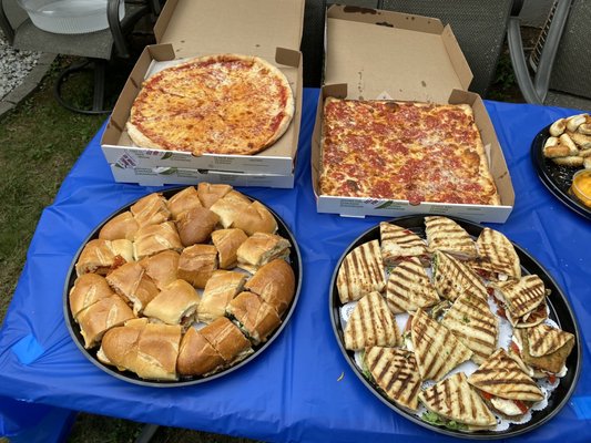 Ray's Pizza by null