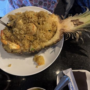 Izumi - Pineapple shrimp - Thai Near Me - South Attleboro, Massachusetts