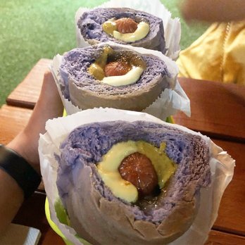 Hula Dog - Hot Dogs Near Me - Honolulu, Hawaii