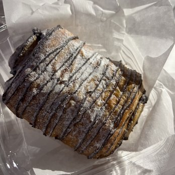 Roaring Fork - Chocolate Croissant - Sandwiches Near Me - Lake Buena Vista, Florida