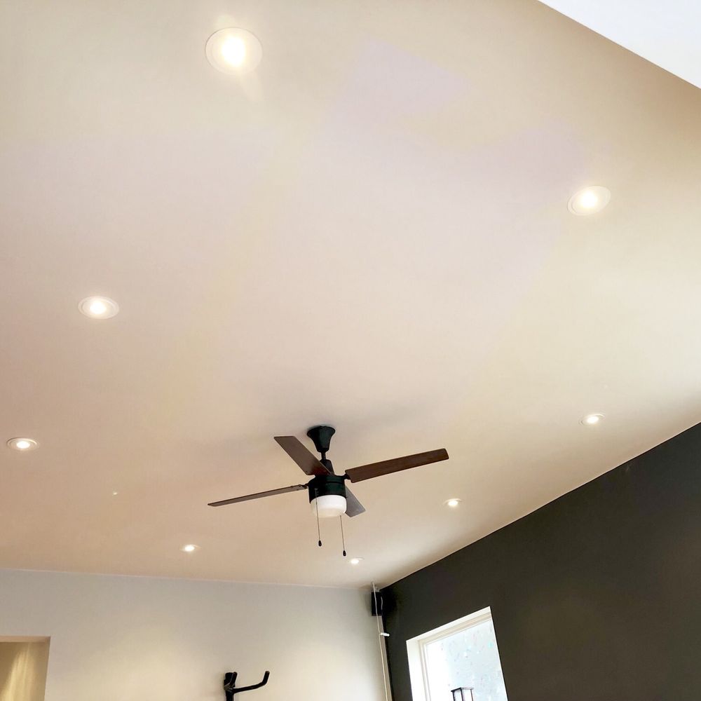 Blazer Electric - Electricians Near Me - Riverwoods, Illinois