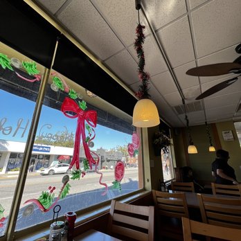 Christo's Cafe - Interior - Breakfast & Brunch Near Me - Orlando, Florida