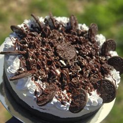 Mr C's Cheesecake - Whole medium nobake oreo cheesecake