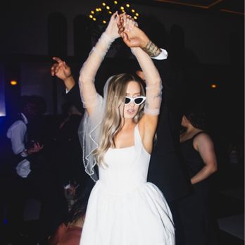 Night and Day DJs - Bride loving the dance floor - DJs Near Me Night and Day DJs - Bride loving the dance floor - DJs Near Me