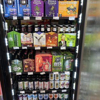 Fishtail wine and liquor - a display in a grocery store - Beer, Wine & Spirits Near Me - Baltimore, Maryland Fishtail wine and liquor - a display in a grocery store - Beer, Wine & Spirits Near Me - Baltimore, Maryland