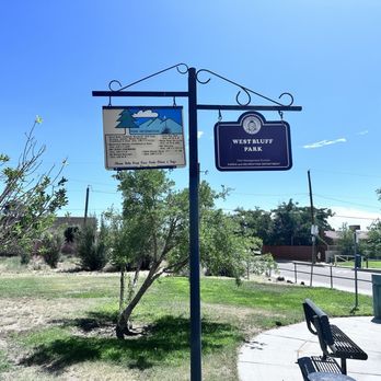 West Bluff Park - Beautiful lands and view. 10/10 go! Love the locks of love, gives our country hope. - Parks Near Me - Albuquerque, New Mexico