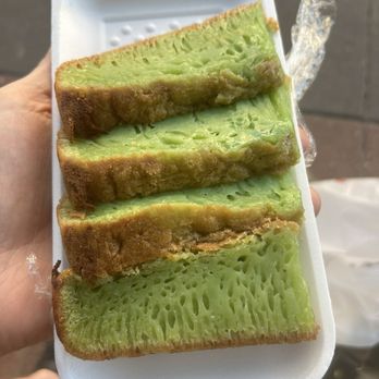 Saigon Deli - Pandan Honeycomb Cake - Vietnamese Near Me - Seattle, Washington