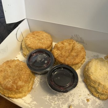 Maple Street Biscuit - Flaky Biscuit - Breakfast & Brunch Near Me - Lexington-Fayette, Kentucky