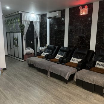Taiji Royal Spa - Foot massage - Massage Near Me - Brooklyn, New York Taiji Royal Spa - Foot massage - Massage Near Me - Brooklyn, New York