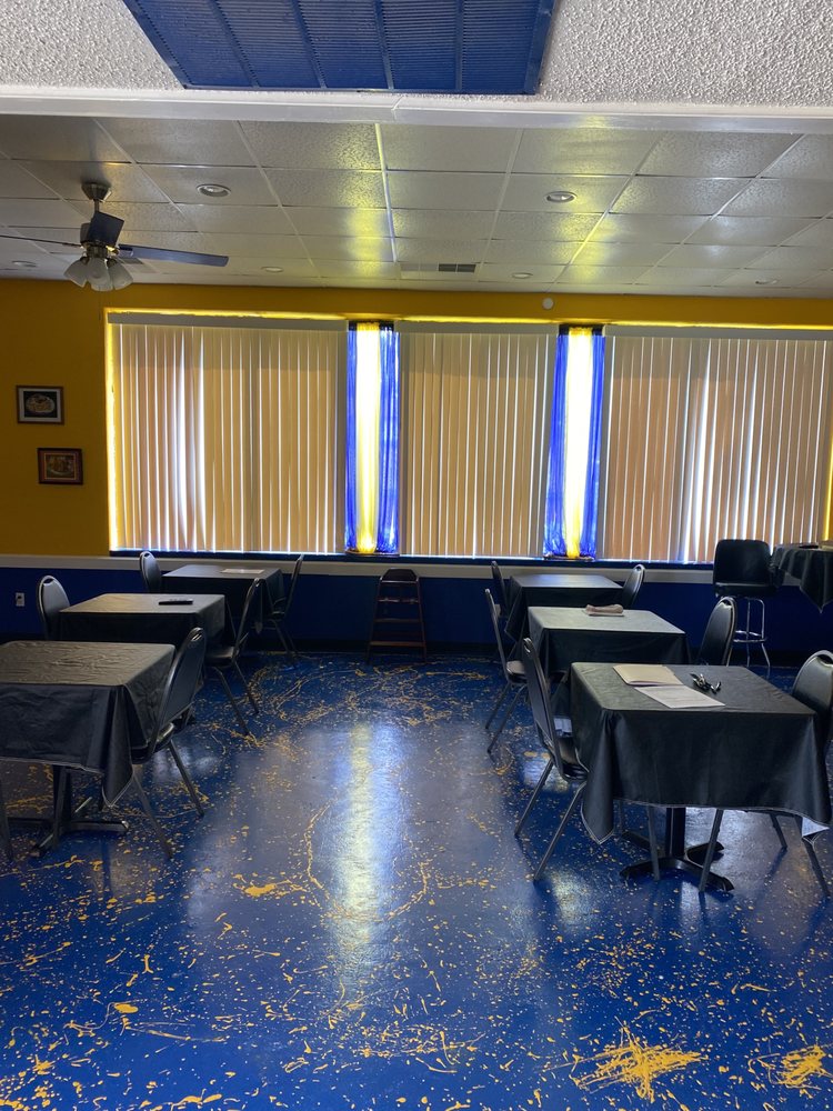 Big Myrt’s Wings & Things