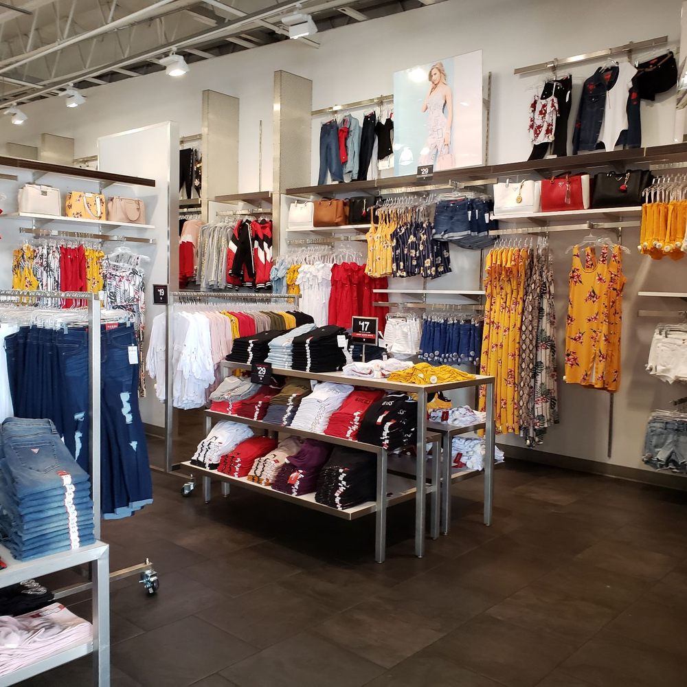 Guess Jeans - Department Stores Near Me - Camarillo, California Guess Jeans - Department Stores Near Me - Camarillo, California