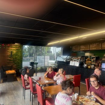 Gluten OFF Bakery - Seating area - Bakeries Near Me - Fair Oaks, California