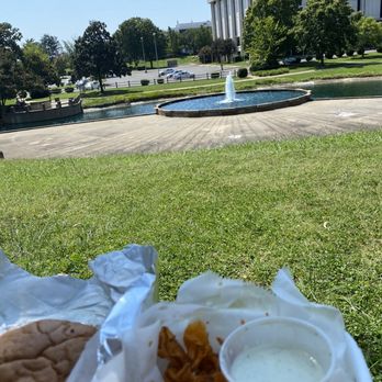 Marshall Park - Enjoyed our food from Pinky's grill. - Parks Near Me - Charlotte, North Carolina