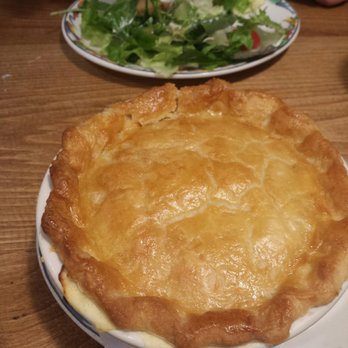 Brookfields Restaurant - Turkey pot pie monday special - American Near Me - Roseville, California