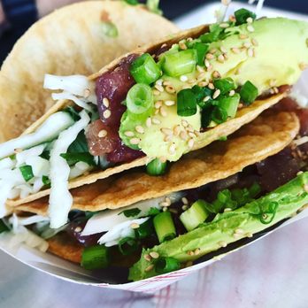 Gotts Roadside - Ahi poké crispy tacos - Burgers Near Me - Napa, California