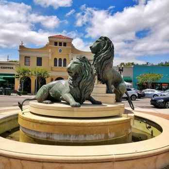 Three Lions Fountain - Gorgeous fountain on a gorgeous day. - Landmarks & Historical Buildings Near Me - Jacksonville, Florida Three Lions Fountain - Gorgeous fountain on a gorgeous day. - Landmarks & Historical Buildings Near Me - Jacksonville, Florida