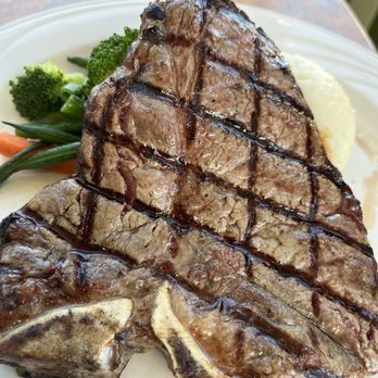 Lara’s Fine Dining - Italian Near Me - Richmond, California