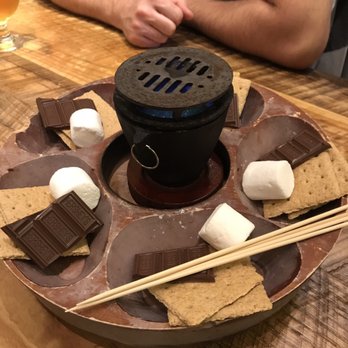 Crooked Hammock Brewery - Table top s'mores - New American Near Me - Lewes, Delaware