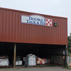 Double S Tack and Feed