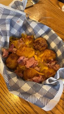 Cracker Barrel Old Country Store by null
