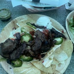 Steak nachos
