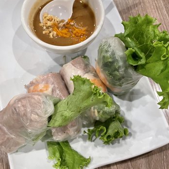 Bone & Broth - Spring roll - Vietnamese Near Me - Ontario, California