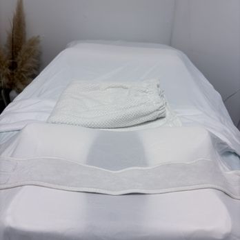Skinn By Steph - Facial set up - Skin Care Near Me Skinn By Steph - Facial set up - Skin Care Near Me