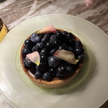 Fancypants - Fruit Tart - Steakhouses Near Me - Nashville, Tennessee
