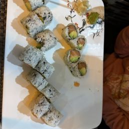 Salmon avocado rolls Salmon avocado rolls