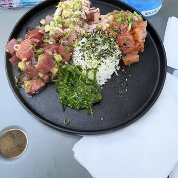 Shoots Fish & Beer - Poke sampler - Seafood Near Me - Carlsbad, California Shoots Fish & Beer - Poke sampler - Seafood Near Me - Carlsbad, California