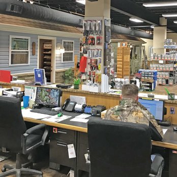 Arrowhead Building Supply - The Hollister Arrowhead showroom is fully staffed for all your needs. - Building Supplies Near Me - Hollister, Missouri