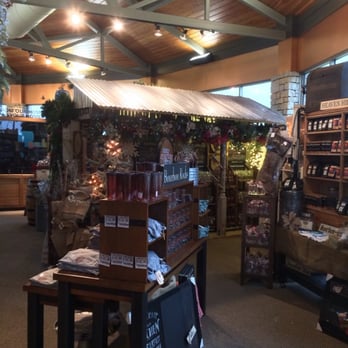 Heaven Hill Bourbon Experience - Tours Near Me - Bardstown, Kentucky Heaven Hill Bourbon Experience - Tours Near Me - Bardstown, Kentucky