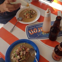 El Güero Camarón - Tostada Cachoreada