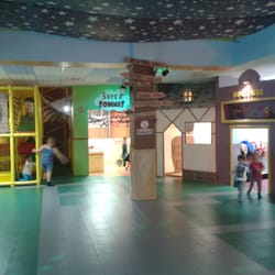 Playtown Somnis - Una mini ciudad para los niños,  con supermercado, parque de bolas, boutique, estación de bomberos...