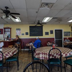 Pignone's Café