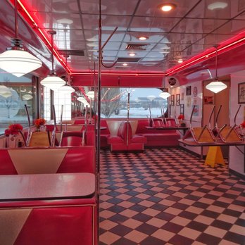 Kroll's Diner - Kroll's interior - German Near Me - Fargo, North Dakota