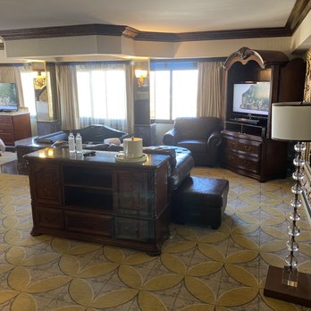 Peppermill Reno - Room 1454 - Casinos Near Me - Reno, Nevada Peppermill Reno - Room 1454 - Casinos Near Me - Reno, Nevada