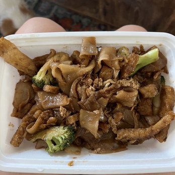 Thai & Noodle Outlet - Pad See-Ew Dinner tofu - Thai Near Me - Pittsburgh, Pennsylvania Thai & Noodle Outlet - Pad See-Ew Dinner tofu - Thai Near Me - Pittsburgh, Pennsylvania