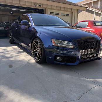 Yata Wraps - 2009 Audi S5 - full PPF wrap, chrome delete, new grill and fog light inserts, new carbon fiber wing. - Vehicle Wraps Near Me Yata Wraps - 2009 Audi S5 - full PPF wrap, chrome delete, new grill and fog light inserts, new carbon fiber wing. - Vehicle Wraps Near Me