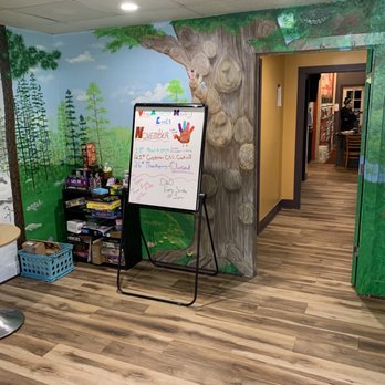 Viking Alchemist Meadery - The entrance and the tap area further back. Nice and quant :) - Meaderies Near Me - Smyrna, Georgia