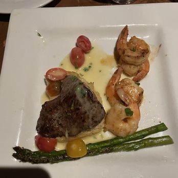 Deno's Mountain Bistro - Medallions Rustica - Steakhouses Near Me - Winter Park, Colorado