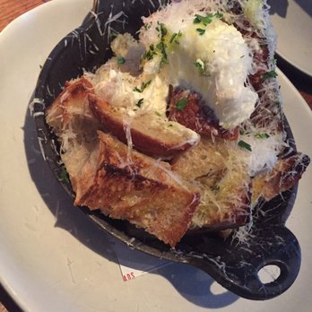 North Italia - White Truffle Garlic Bread - Italian Near Me - Phoenix, Arizona North Italia - White Truffle Garlic Bread - Italian Near Me - Phoenix, Arizona