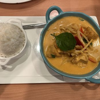 Chao Phra Ya - Red Curry with Tofu - Thai Near Me - Herndon, Virginia Chao Phra Ya - Red Curry with Tofu - Thai Near Me - Herndon, Virginia